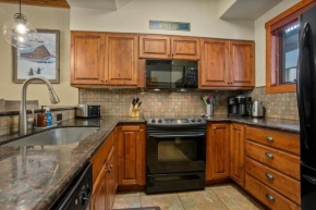 Snow Flower 204 -REDUCED RATES- Pool, Hot Tub, Balcony with Views, Steps to Gondolas, Restaurants
